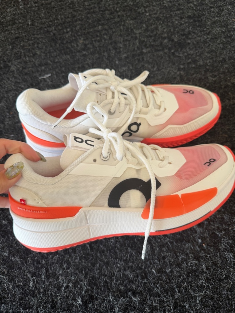 On Running The Roger Pro 2 Shoes White Pink Orange Women US 8 EU 39